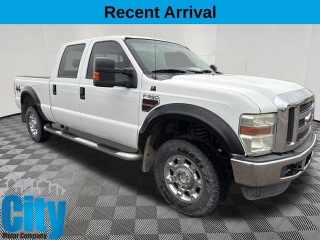 White 2008 Ford F-350 Super Duty Pickup Truck  5-Speed Automatic Overdrive