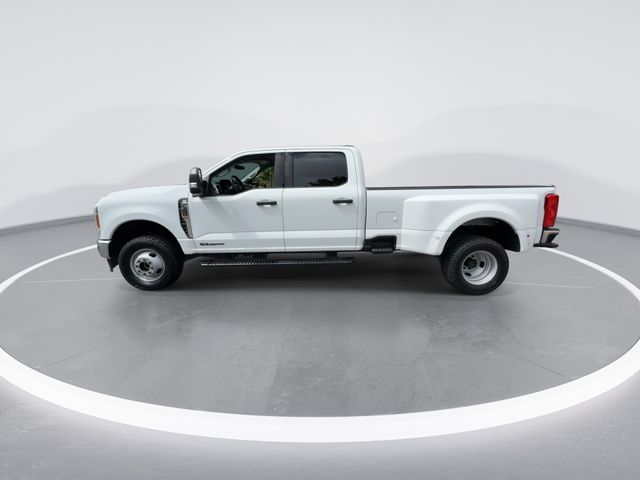 Used 2026 White Ford XLT image 5