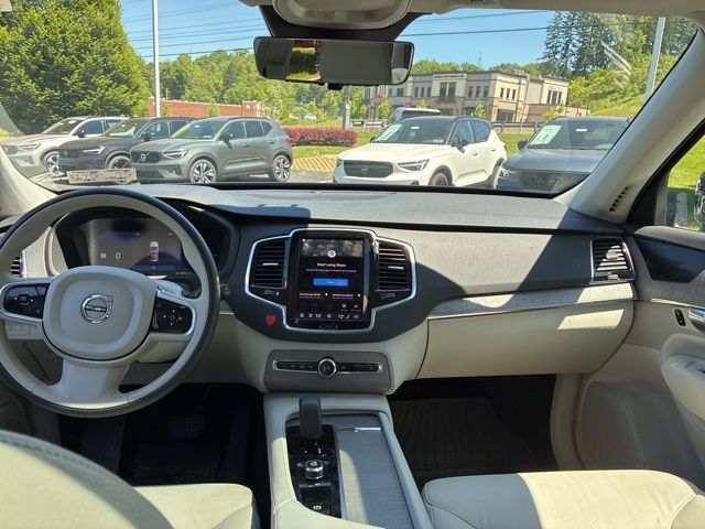 Certified Used 2025 Blue Volvo T8 Plus image 20