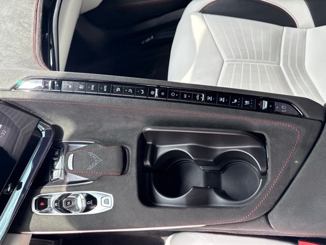 2023 Chevrolet Corvette Stingray:C02724