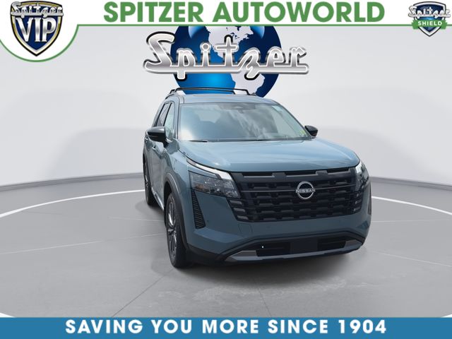 New 2026 Green Nissan Platinum image 3