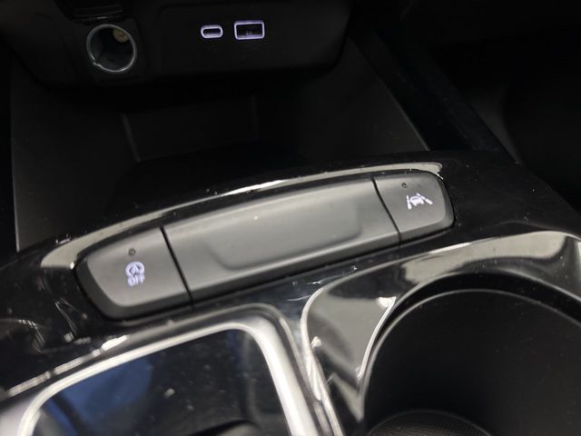 used 2024 Chevrolet Trax car, priced at $20,690