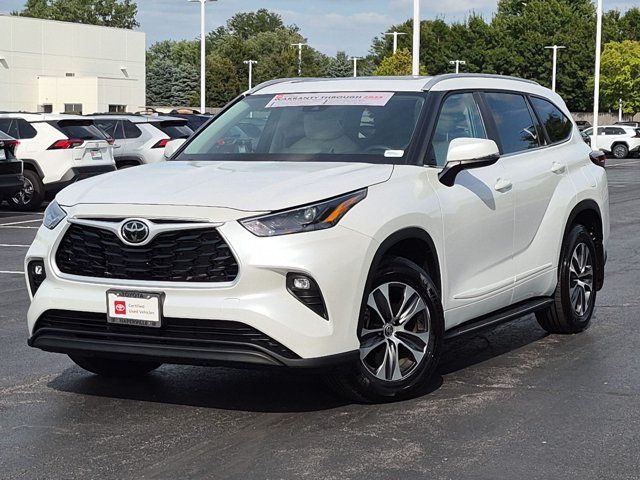 Used 2025 Toyota Highlander SUV