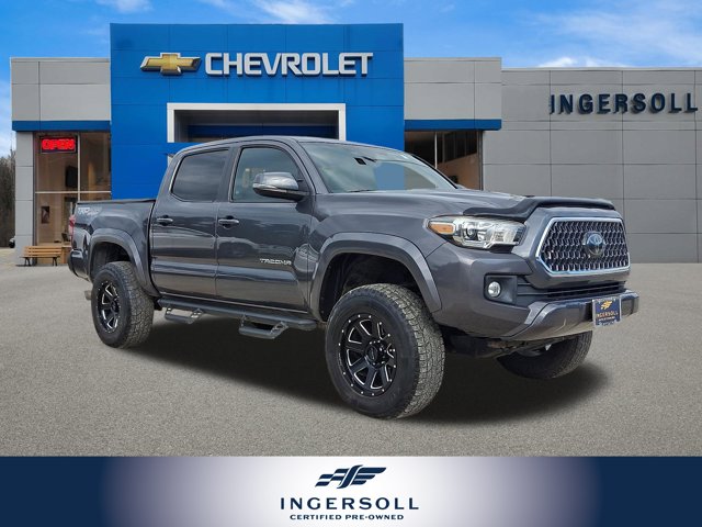 Magnetic Gray Metallic 2018 Toyota Tacoma Pickup Truck Four-Wheel Drive 6-Speed Manual