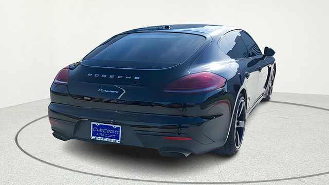 2016 Porsche Panamera