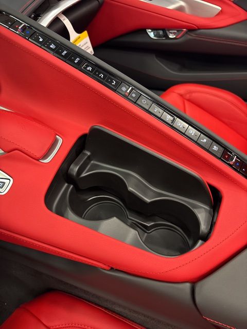 2025 Chevrolet Corvette Stingray photo