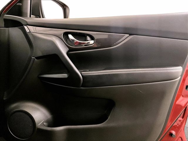 2018 Nissan Rogue SV Red at Bob Ruth Ford