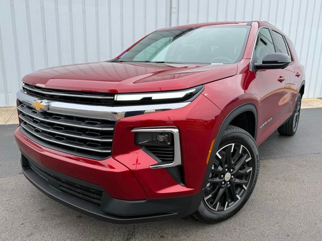 new 2026 Chevrolet Traverse car, priced at $48,015