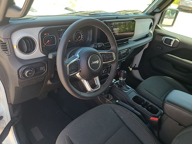 Used 2025 Jeep Wrangler SUV