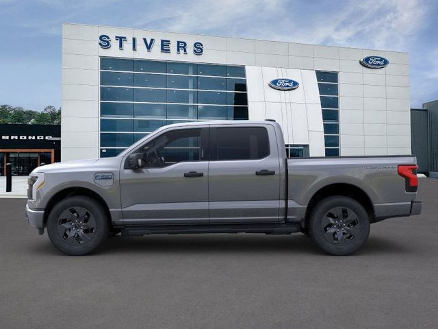 2024 Ford F-150 Lightning XLT 4