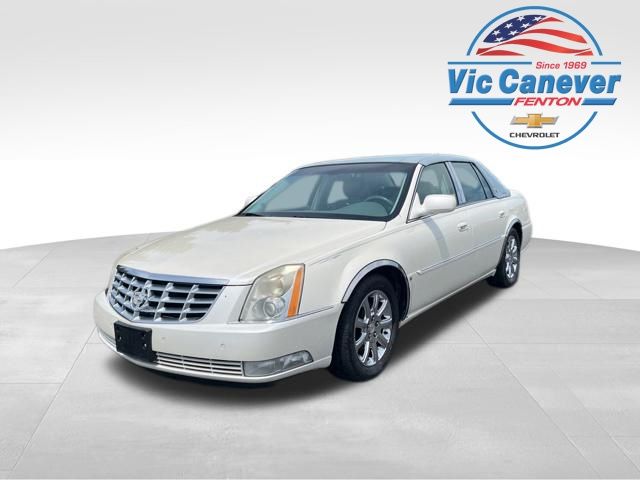 White Diamond Clearcoat 2008 Cadillac DTS Sedan Front-Wheel Drive 4-Speed Automatic Overdrive