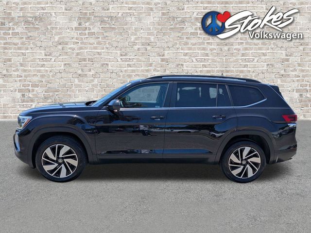 2025 Volkswagen Atlas 2.0T SE w/Technology Black at Matthews Motors of Wilmington