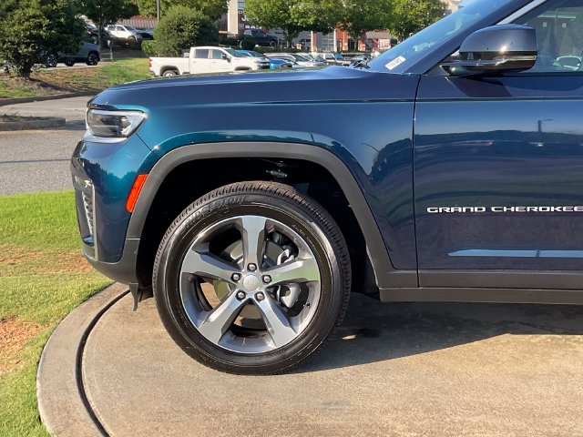 New 2026 Jeep Grand Cherokee SUV