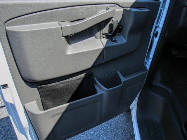 2025 Chevrolet Express 3500 Work Van:44369