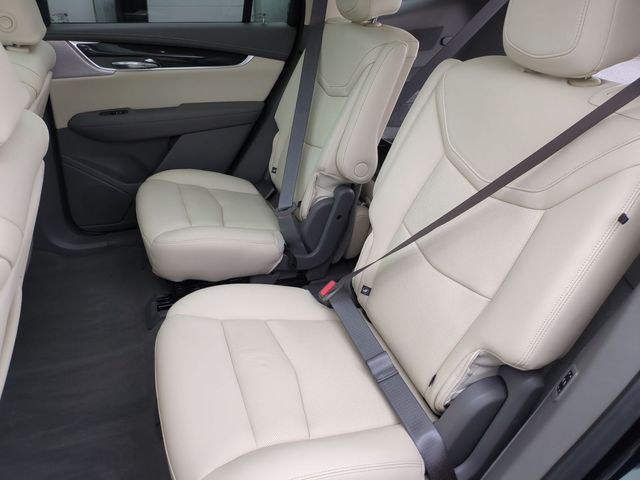 used 2022 Cadillac XT6 car, priced at $32,481