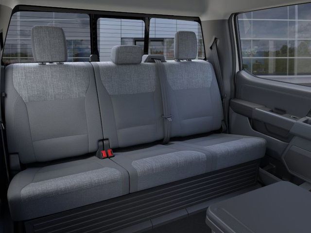 New 2026 Oxford White Ford F-250® XLT image 11