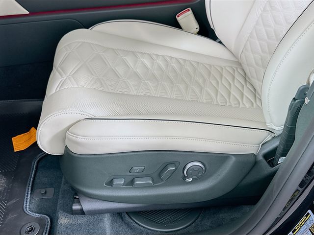 Thumbnail: 2026 Genesis GV80 - 21