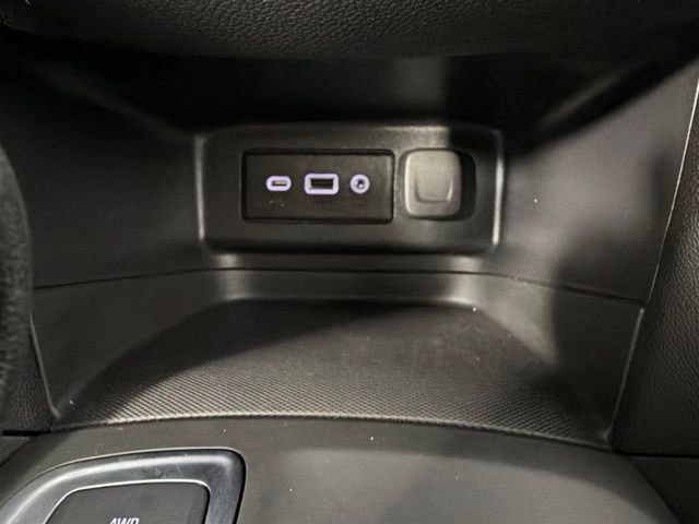 Used 2023 Chevrolet Equinox SUV