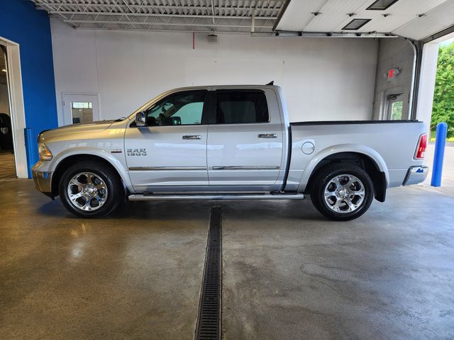 2015 RAM 1500 Laramie Crew Cab 4WD