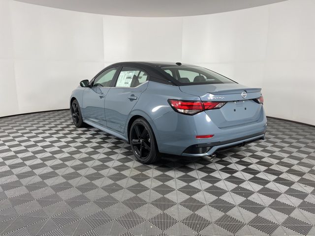 2025 Atlantic Gray Metallic/Super Black Nissan Sentra SR FWD Sedan