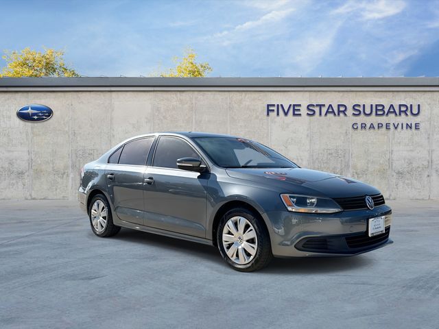 Platinum Gray Metallic 2014 Volkswagen Jetta Sedan Front-Wheel Drive 6-Speed Automatic