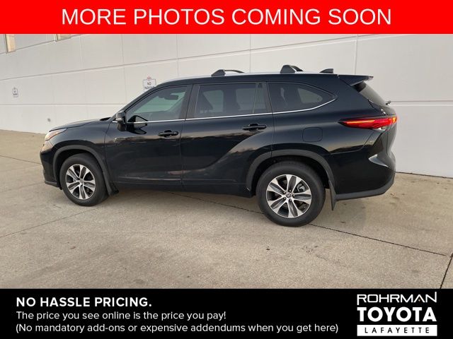 2023 Toyota Highlander XLE 4