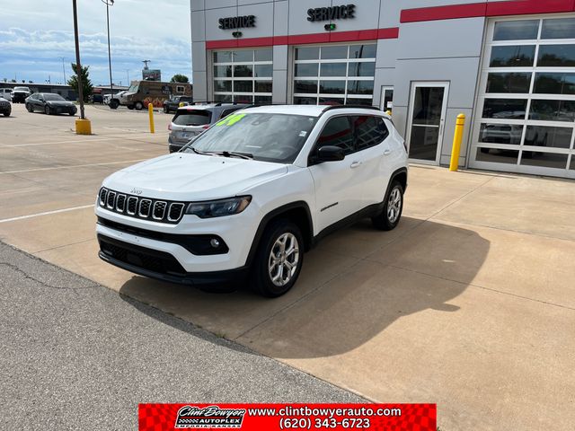 2024 Jeep Compass Latitude 4WD