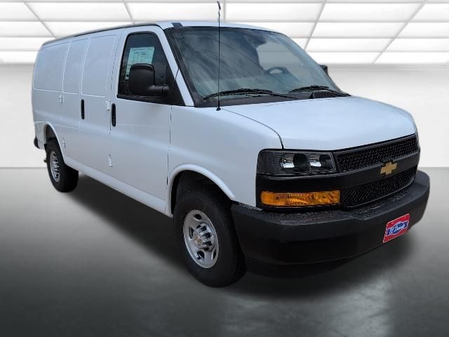 2026 Chevrolet Express Cargo 2500 RWD