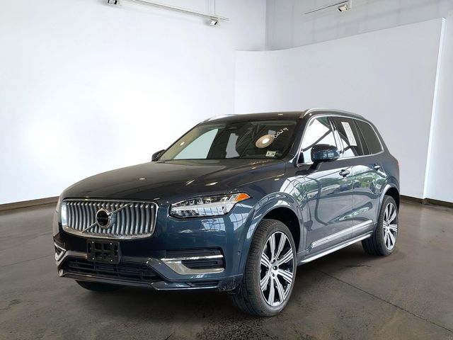 Denim Blue Metallic 2024 Volvo XC90 Recharge T8 Plus Bright Theme 6-Passenger eAWD SUV / Crossover All-Wheel Drive Automatic