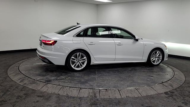 2022 – Audi – A4