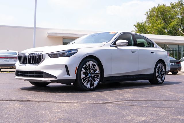 2025 BMW i5 xDrive40 AWD