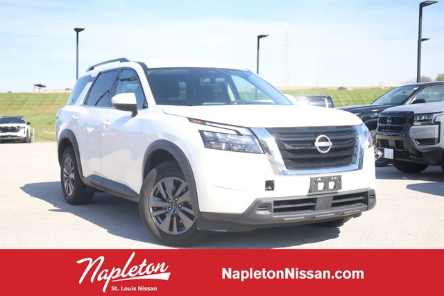 Glacier White 2025 Nissan Pathfinder SV 4WD SUV / Crossover All-Wheel Drive 9-Speed Automatic
