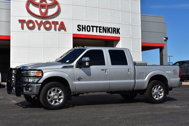 2012 Ford F-250 Super Duty Lariat Crew Cab 4WD