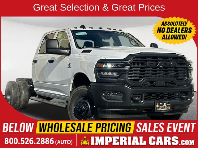 2026 RAM 3500 Chassis Tradesman Crew Cab LB DRW RWD