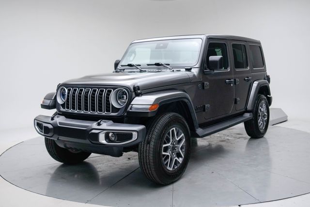 2025 Jeep Wrangler Sahara 4-Door 4WD