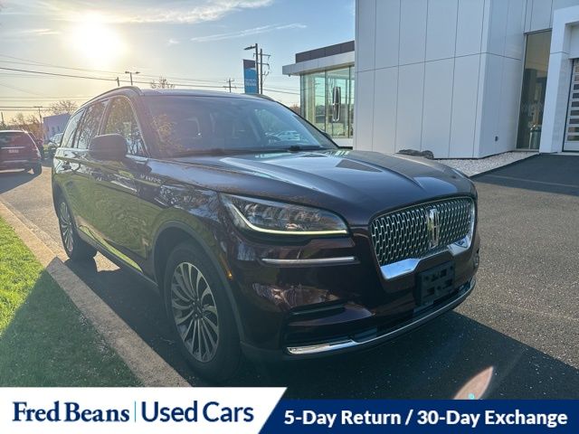 Red (Burgundy) 2022 Lincoln Aviator Standard AWD SUV / Crossover All-Wheel Drive Automatic