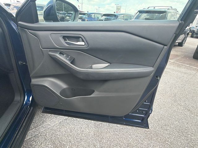 Used 2025 Nissan Rogue SUV