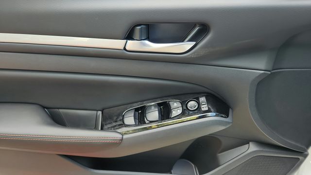 2025 Nissan Altima