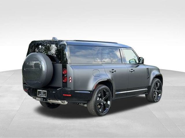 2024 Land Rover Defender 130 X-Dynamic SE 5