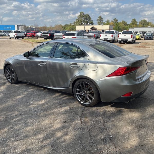 Used 2018  Lexus 350 image 2