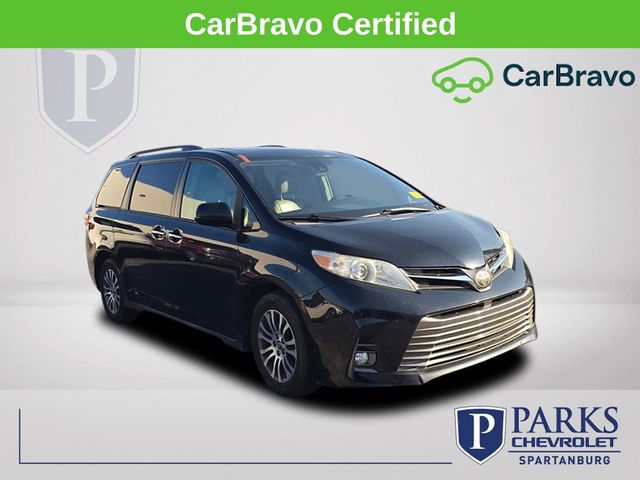 2018 Toyota Sienna XLE 7-Passenger FWD with Auto-Access Seat