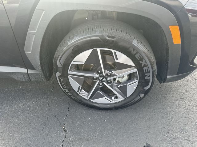 Certified Used 2025 Blue Hyundai SEL Convenience image 21