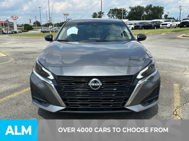 Used 2025 Gray Nissan 2.5 SV image 2