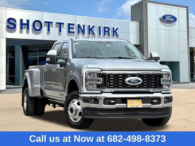 2024 Ford F-350 Super Duty Lariat Crew Cab LB DRW 4WD