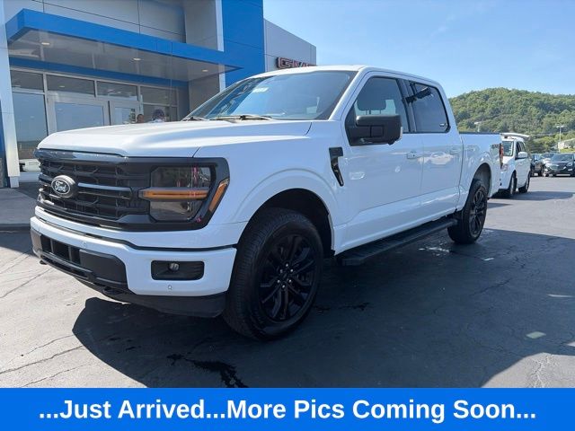Oxford White 2025 Ford F-150 Pickup Truck Four-Wheel Drive Automatic