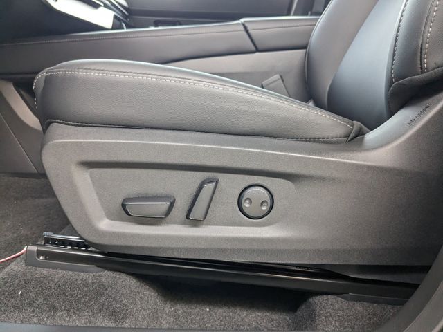 2025 Nissan Murano SV photo