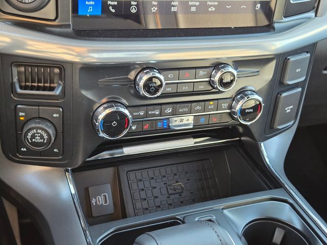 New 2026 Ford F-150 Lariat 4D SuperCrew