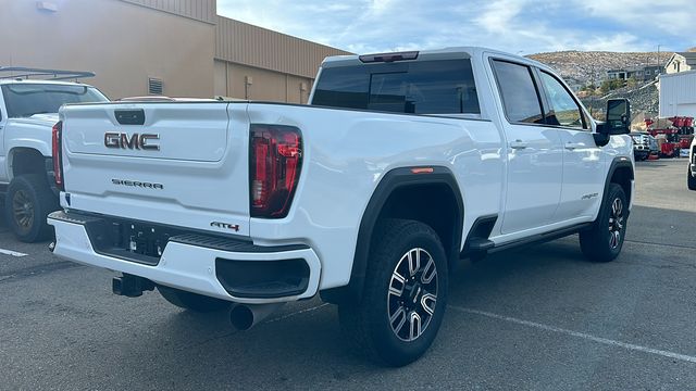 2023 GMC Sierra 3500HD AT4 3