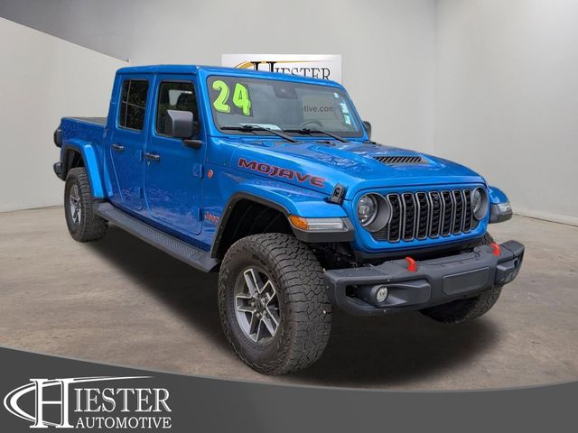 Hydro Blue Pearlcoat 2024 Jeep Gladiator Mojave Crew Cab 4WD Pickup Truck Four-Wheel Drive 8-Speed Automatic