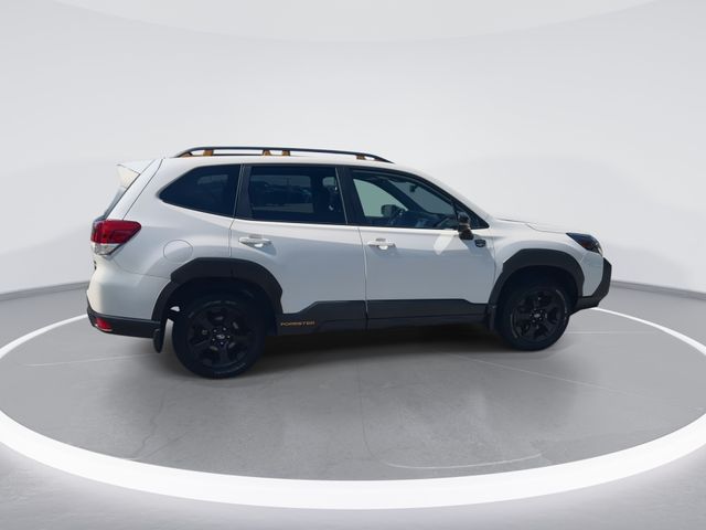 Used 2022 White Subaru Wilderness image 9